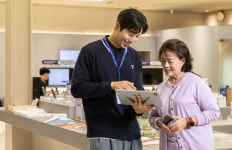 요즘 경로당 잘 안 가요…노인들 푹 빠진 이것 뭐길래