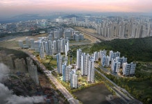 열차 달리면 난리…철길 따라 집주인들 신바람 난 동네 [집코노미-집집폭폭]