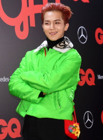 '부실 근무 의혹' 송민호, 결국 경찰까지 나섰다…피의자 입건