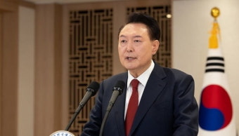 [속보] 공조본, '내란 혐의' 윤 대통령 체포영장 청구