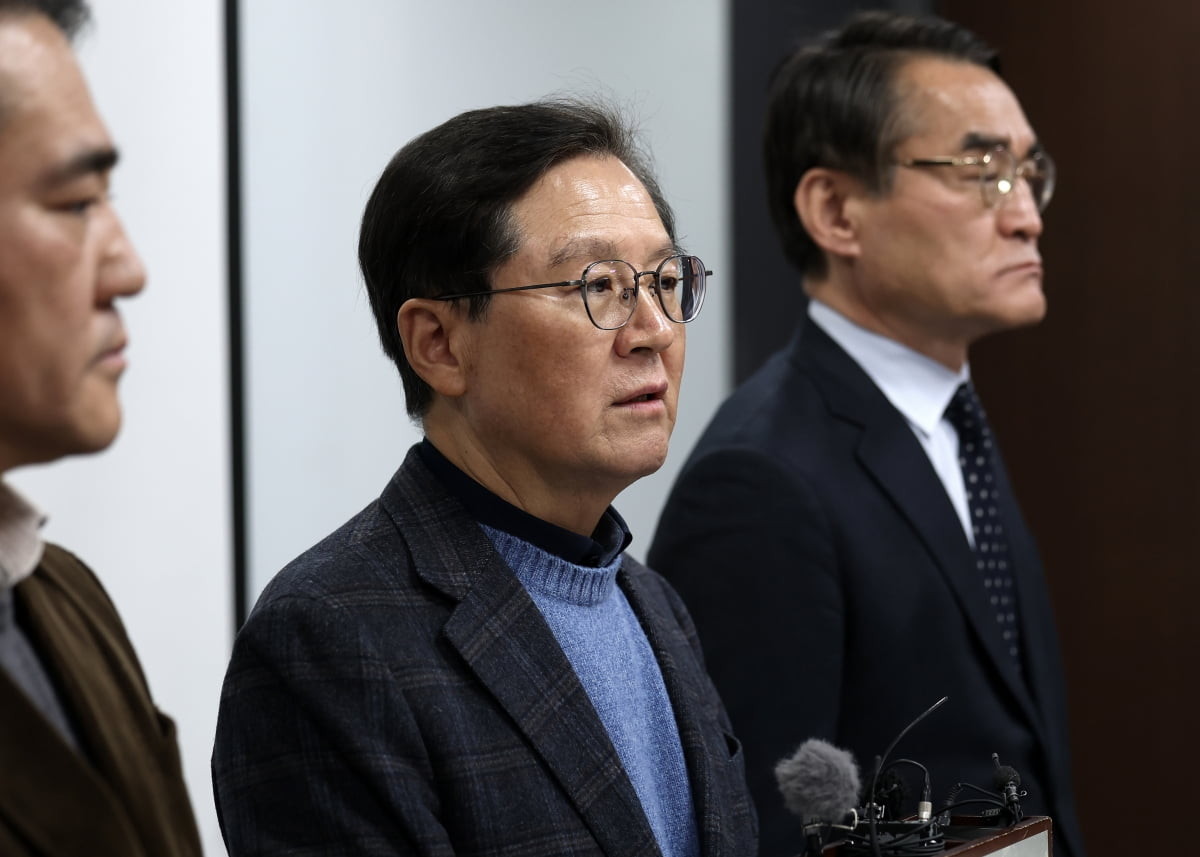 윤 대통령 변호인단, 공수처 선임계 제출에 적극 대응中
