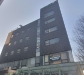 2억 베팅한 엘앤씨바이오 대표…1400억 주식부자 대박 [윤현주의 主食이 주식]