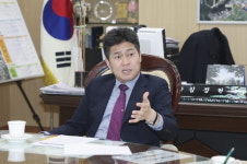 김정헌 인천중구청장 내년 영종구 출범...바이오 국가산단 생겨야