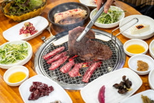 기장 전복죽, 멸치, 눈꽃붕장어- 기장의 맛과 축제들