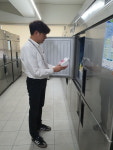 손가락만 빨았었는데…350억 부자 부부됐다 초대박 [윤현주의 主食이 주식]