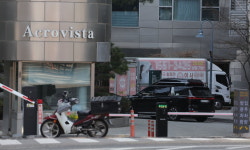 尹, 이번주 아크로비스타로 옮길듯…11마리 반려동물 어쩌나