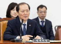 [속보] '헌재 재판관 지명' 이완규 