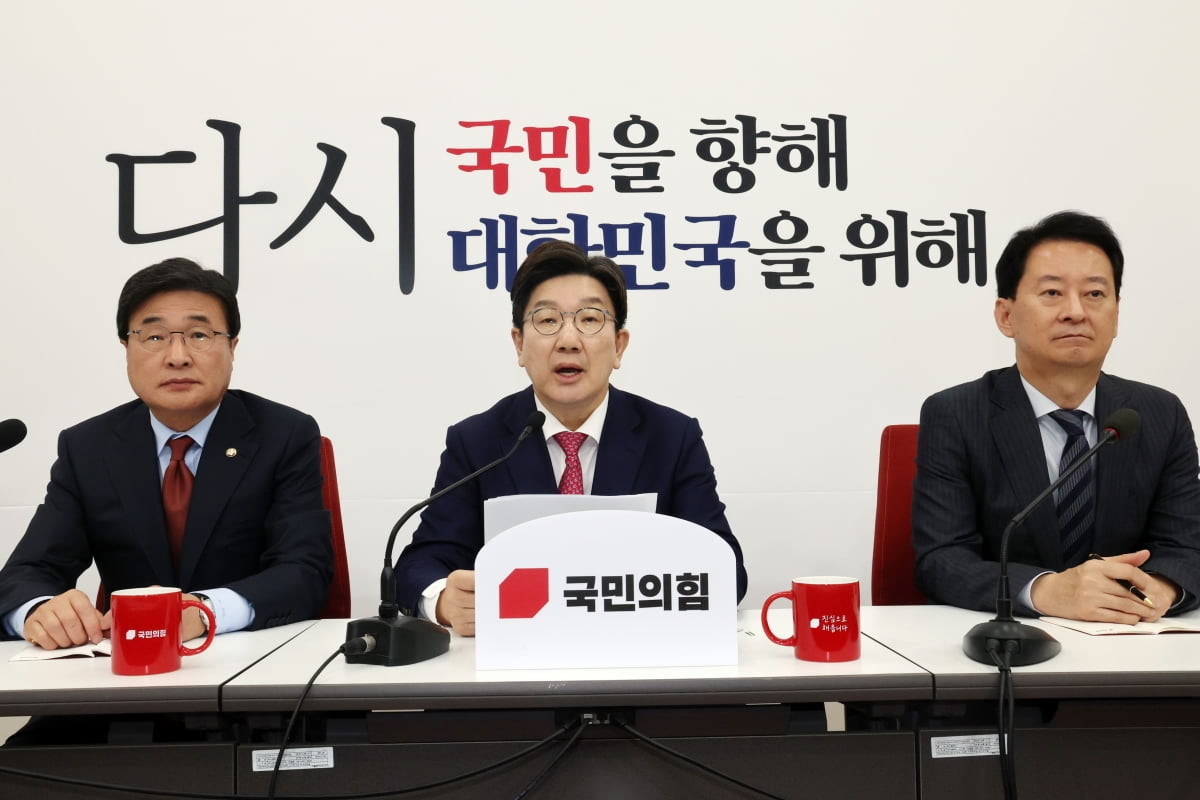 국민의힘 대선 후보 8명, 미디어데이 개최 및 대선 경선 준비 돌입