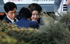 대선 승리에 도움 안 되는데… 尹 존재감에 난감 [정치 인사이드]