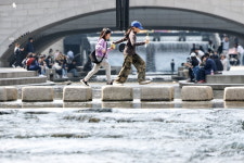 [날씨] 강풍 불고 일교차 큰 하루…낮 최고 24도