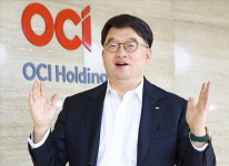 中이 발 못 붙이는 美서 사업 확장…모든 태양광 제품 현지서 생산