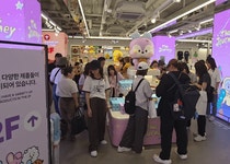 하루 1200만원 벌었어요…BTS 전역에 편의점 매출 폭발 [현장+]