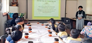 강진 녹향월촌마을, 월출산 바위 아래서 녹차 한 잔의 향기 즐겨