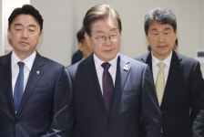 [속보] 李 대통령, 나토 정상회의 참석 않기로