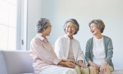 문제 많은 실버타운…신축 아파트가 대신할 수 있습니다 [더 머니이스트-최원철의 미래집]