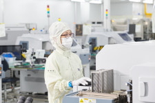 美 한식당 전설의 웨이터였다더니…1100억 부자 된 50대 [윤현주의 主食이 주식]