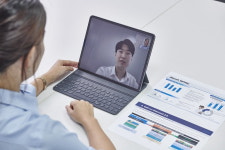 美 한식당 전설의 웨이터였다더니…1100억 부자 된 50대 [윤현주의 主食이 주식]