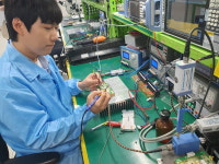 美 한식당 전설의 웨이터였다더니…1100억 부자 된 50대 [윤현주의 主食이 주식]