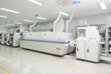 美 한식당 전설의 웨이터였다더니…1100억 부자 된 50대 [윤현주의 主食이 주식]