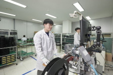 美 한식당 전설의 웨이터였다더니…1100억 부자 된 50대 [윤현주의 主食이 주식]