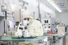 美 한식당 전설의 웨이터였다더니…1100억 부자 된 50대 [윤현주의 主食이 주식]