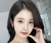 아이유 악성댓글 재판, 1심 벌금에서 항소심 징역형 집행유예로 무거워져