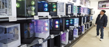 용산 조립PC값 한달새 25% 급등…애플은 D램 사재기 나섰다