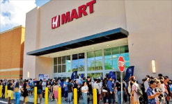 100호점 돌파한 美 H마트…K웨이브 플랫폼으로