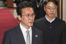 [포토] 국무회의 참석하는 김민석 총리