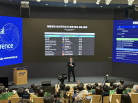 네이버-서울대병원 개발 의료AI 케이메드 공개…GPT-5.1 능가