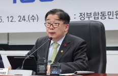 [속보] '尹정부 임명' 유철환 권익위원장 사의 표명