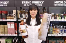 23만원짜리 2분 만에 동났다…30대 남성들 몰려간 곳 [프라이스&]