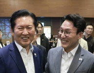 당심 1위 김민석·민심 1위 정청래…엇갈린 당대표 적합도 조사 [조원씨앤아이]