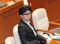 청와대, 정성호 법무부 장관 사의 표명 관련 사실 아냐 발표