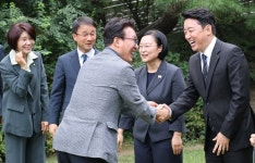 김민석 