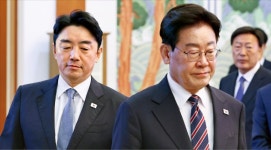 '인사 책임론' 강훈식 전격 사의