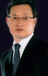 [이사람] “암은 위기가 아닌 집필의 기회였다”