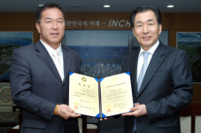 인천시 국제고문 이창엽씨