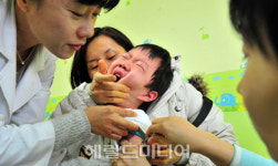 [포토뉴스]영유아 신종플루 백신 접종
