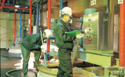 [생氣! 중氣!]오영 산업 “세계 70개국 우리염료 쓴다”