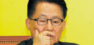 박지원 ‘MB정부 평화 훼방꾼’ 발언 논란
