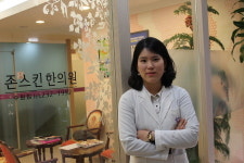 수원 피부과에서 피부 트러블 졸업하자