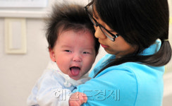<포토뉴스>“예쁜 천사를 데려가세요”