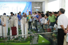 가을 분양대전 시작됐다…부산 ‘다대 롯데캐슬 블루’ 견본주택 구름인파