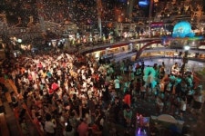 테마·워터파크도 밤에 놀아야 제 맛이지~