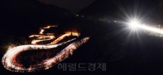 <포토뉴스> 얽히고 꼬인 길…그 끝은 희망이길