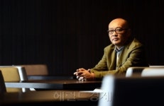 <이영란 선임기자의 art & 아트> “서양것 아닌 나 자신에 집중하니 길이 보였다”