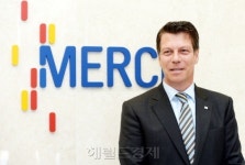 <외투기업을 찾아서> “한국은 단순한 생산기지 아닌…전자소재 개발 거대 연구센터”