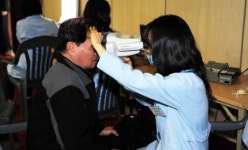 동대문구, 저소득 어르신 무료 안경지원