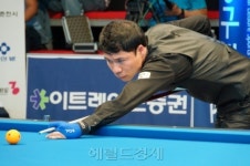 [당구] ‘강철멘탈’ 허정한 춘천 3쿠션오픈 우승